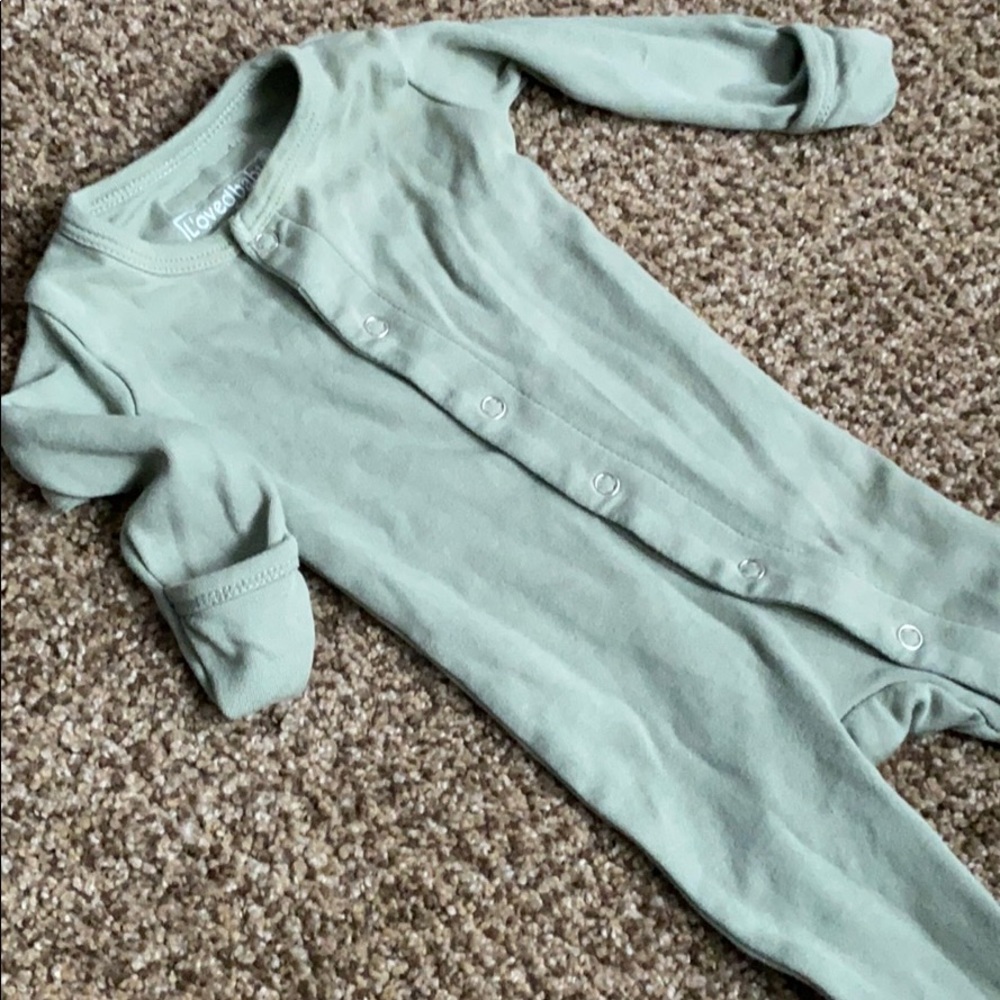 0-3 month button organic footie
